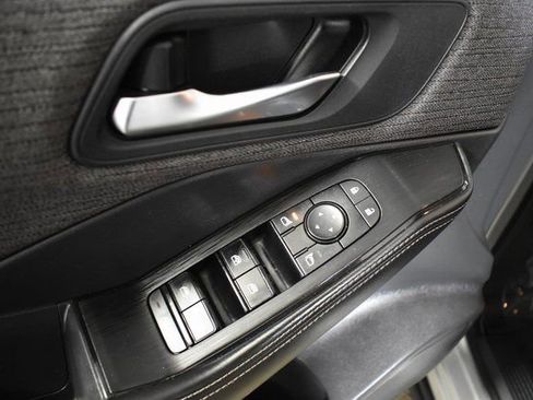 Certified 2023 Nissan Rogue SV image 8