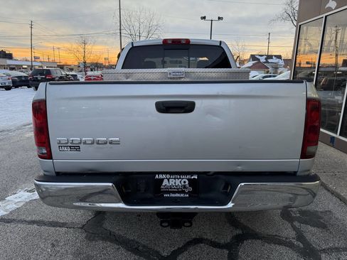 Used 2004 Dodge Ram 1500 Truck ST w/ ST Value Group image 8