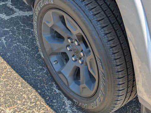 Used 2025 RAM 1500 Lone Star image 12