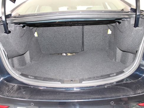Used 2020 Ford Fusion SE FWD image 15