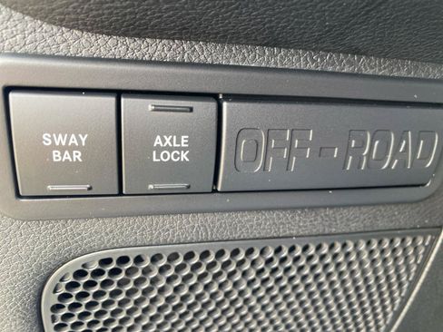 Used 2012 Jeep Wrangler Rubicon w/ Dual Top Group AWD/4WD image 17