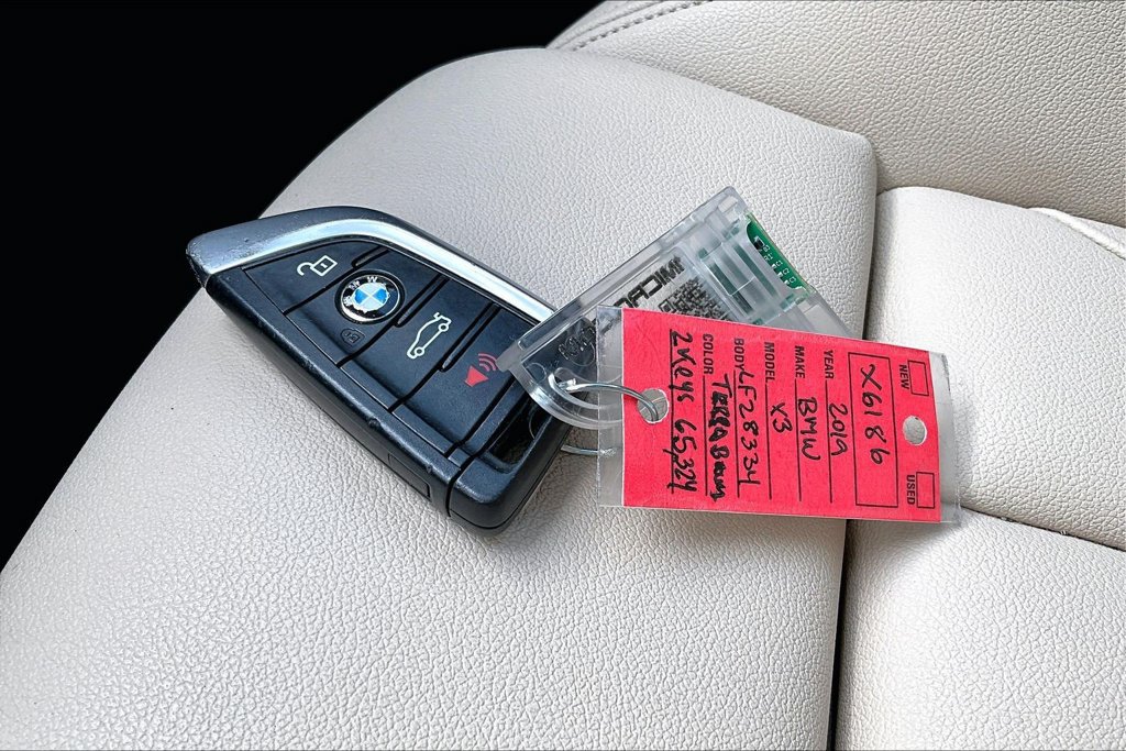 Used 2019 BMW X3 sDrive30i w/ Driving Assistance Package RWD image 14