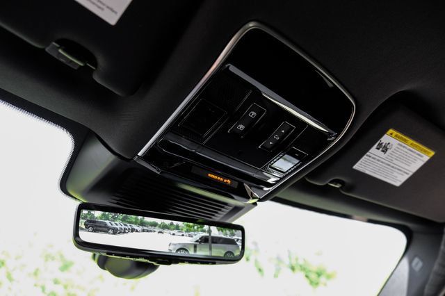 New 2026 Land Rover Range Rover Sport Dynamic SE AWD/4WD image 31