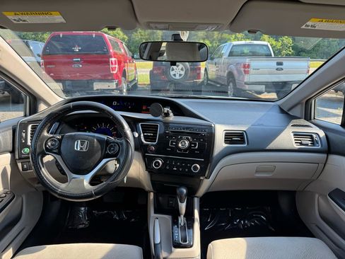Used 2013 Honda Civic LX image 17