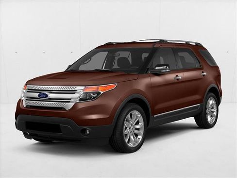 Used 2015 Ford Explorer XLT w/ Equipment Group 202A image 1