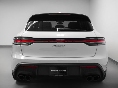 Certified 2024 Porsche Macan Turbo AWD/4WD image 11
