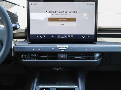 New 2026 Lexus ES 350e FWD image 16