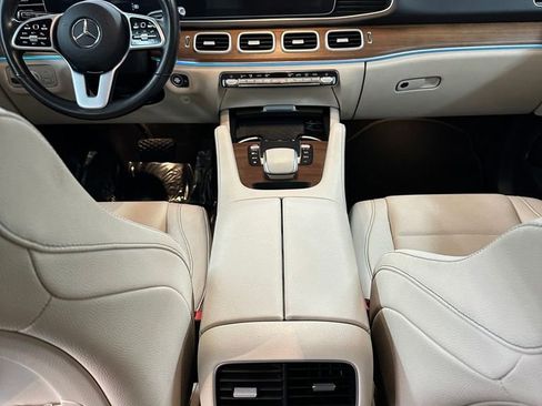 Used 2021 Mercedes-Benz GLE 350 4MATIC w/ AMG Line Exterior image 25