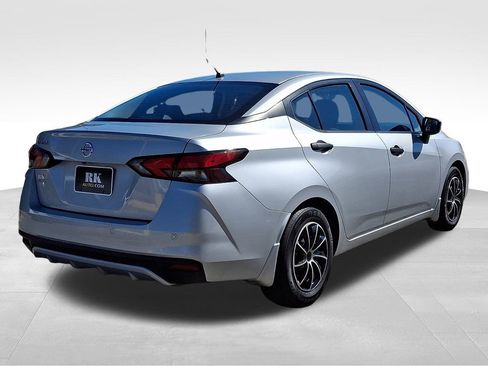 Used 2020 Nissan Versa S image 7