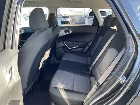 Used 2023 Kia Soul LX w/ LX Technology Package image 21