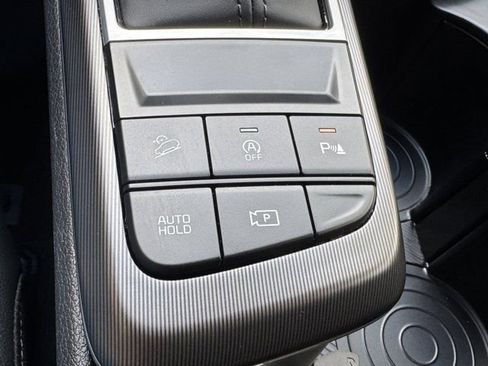 Used 2026 Kia Sportage EX FWD image 21