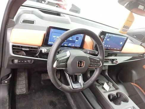Used 2025 Honda Prologue Elite image 8
