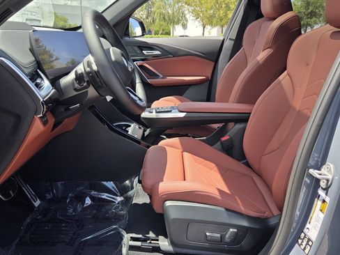 New 2026 BMW X1 xDrive28i w/ Technology Package AWD/4WD image 10