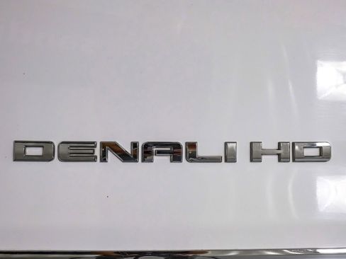 Used 2015 GMC Sierra 3500 Denali w/ Duramax Plus Package image 43