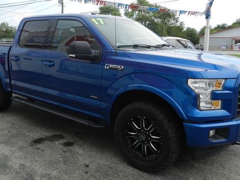 Used 2017 Ford F150 XLT w/ Equipment Group 302A Luxury AWD/4WD image 5