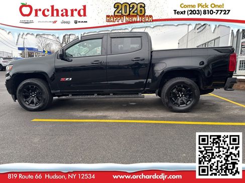 Used 2021 Chevrolet Colorado Z71 w/ Z71 Midnight Edition image 5