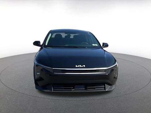 Used 2025 Kia K4 LXS image 5