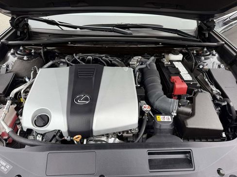 Used 2025 Lexus ES 350 Premium image 25