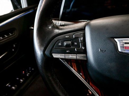 Used 2023 Cadillac Escalade ESV Premium Luxury image 41