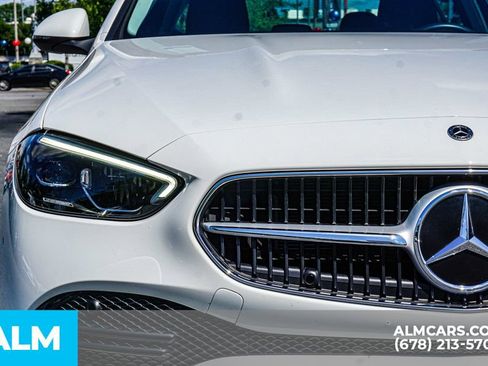 Used 2025 Mercedes-Benz C 300 Sedan image 12