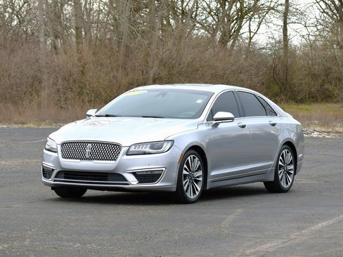 Used 2020 Lincoln MKZ Reserve w/ Elements Package image 10