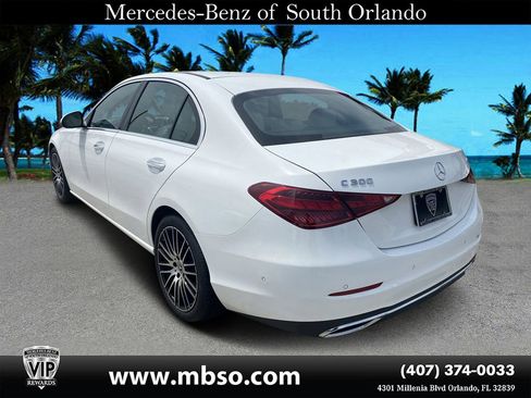 Used 2022 Mercedes-Benz GLC 300 4MATIC Coupe image 18