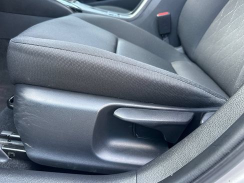 Used 2024 Toyota Corolla LE FWD image 13