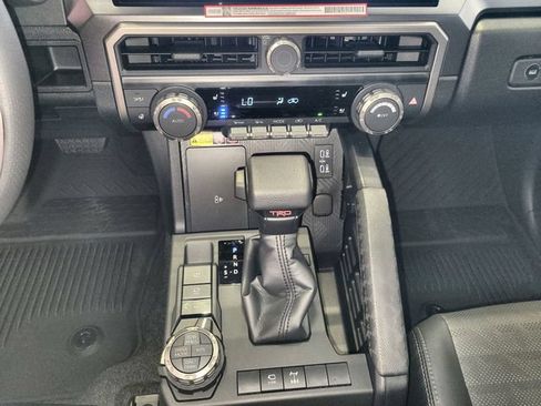 New 2026 Toyota 4Runner TRD Off-Road Premium AWD/4WD image 19