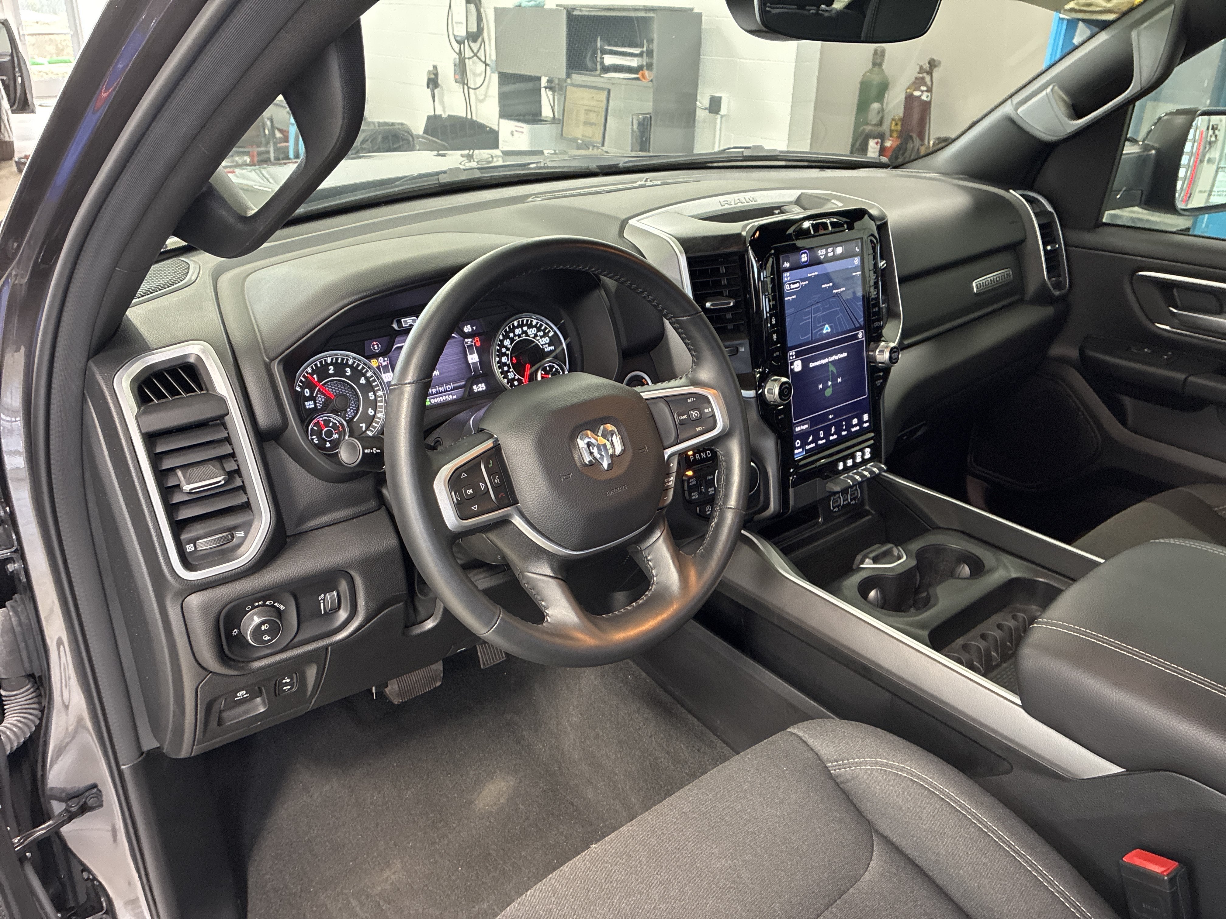 Certified 2023 RAM 1500 Big Horn AWD/4WD image 17