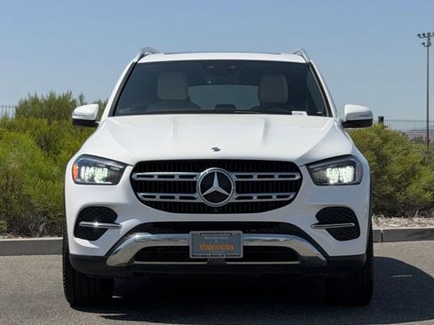 Used 2024 Mercedes-Benz GLE 450e 4MATIC image 5