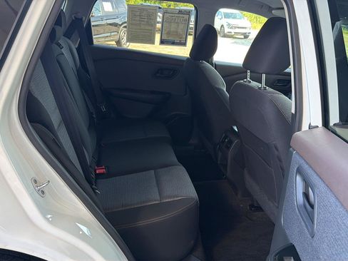 Used 2022 Nissan Rogue S AWD/4WD image 12