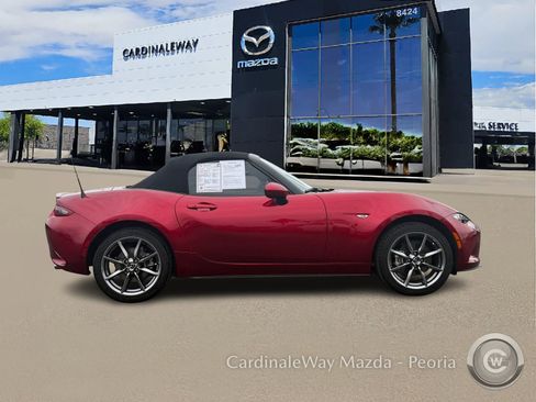 Used 2023 MAZDA MX-5 Miata Grand Touring w/ Weather Package image 10
