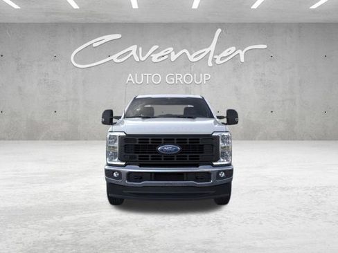 New 2026 Ford F250 XL w/ XL Chrome Package image 6