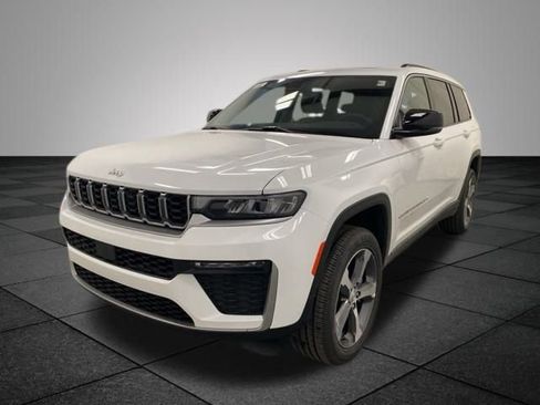 New 2026 Jeep Grand Cherokee L Limited image 3