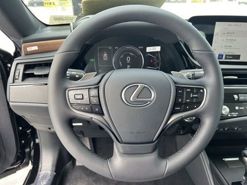 Used 2024 Lexus ES 300h w/ Premium Package FWD image 14