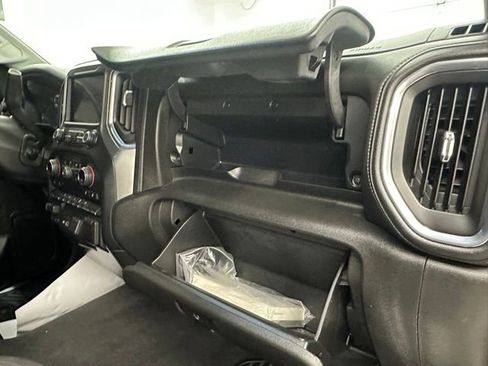 Used 2020 Chevrolet Silverado 1500 LT w/ All-Star Edition image 10