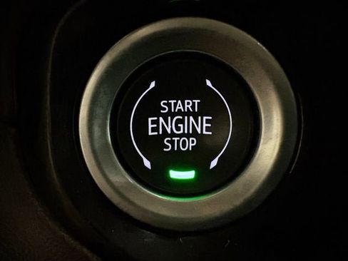 Used 2024 Chevrolet Silverado 1500 ZR2 w/ Technology Package image 24