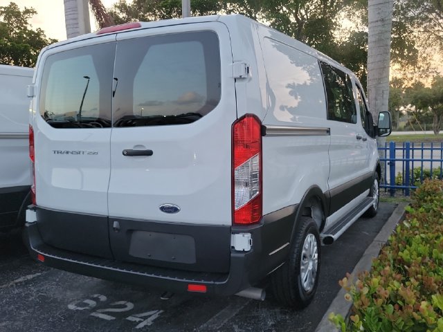 Used 2025 Ford Transit 250 Low Roof w/ Exterior Upgrade Package RWD image 4