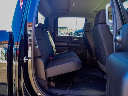 Used 2025 Chevrolet Silverado 2500 Custom w/ Custom Value Package image 24