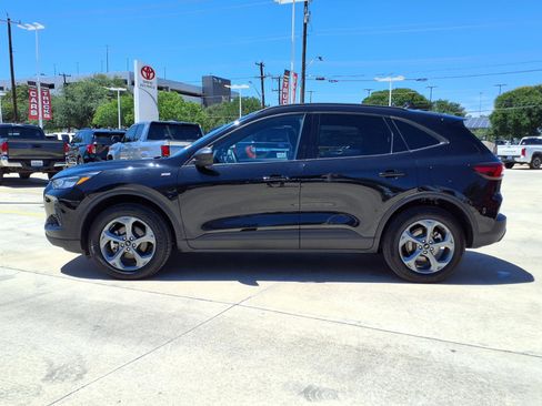 Used 2025 Ford Escape ST-Line AWD/4WD image 8