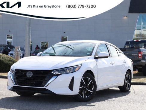 Used 2024 Nissan Sentra SV image 1