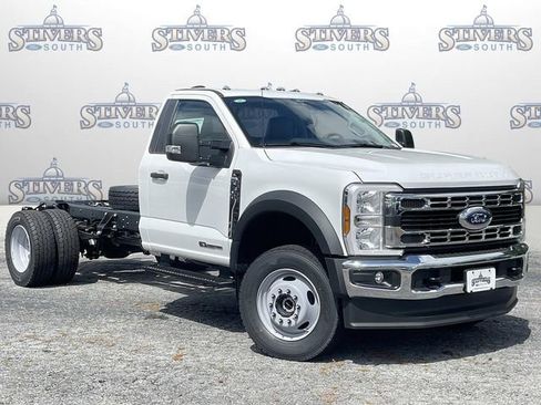 New 2025 Ford F600 4x4 Regular Cab Super Duty w/ XL Chrome Package image 1