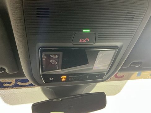 Used 2023 Volkswagen ID.4 Pro image 35