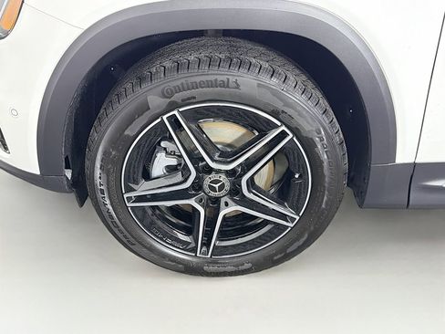 New 2026 Mercedes-Benz GLB 250 4MATIC image 32