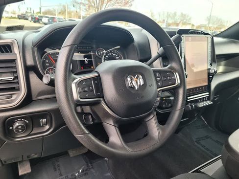 New 2026 RAM 2500 Tradesman AWD/4WD image 9