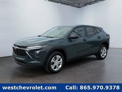 New 2026 Chevrolet Trax LS FWD image 7