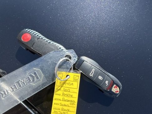 Used 2013 Porsche Panamera GTS image 25