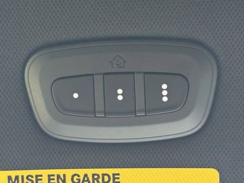 New 2026 Chrysler Pacifica Select image 25