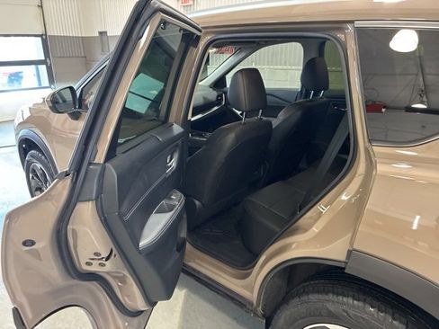 Certified 2024 Nissan Rogue SV w/ SV Premium Package image 10