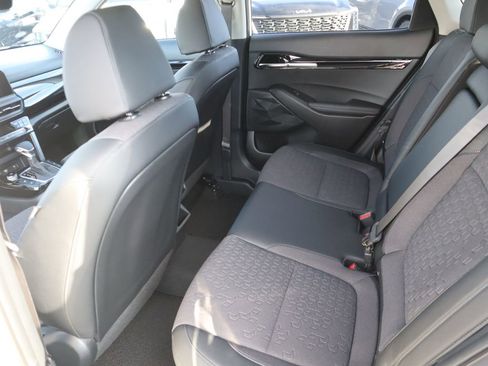 New 2026 Kia Seltos S AWD/4WD image 14